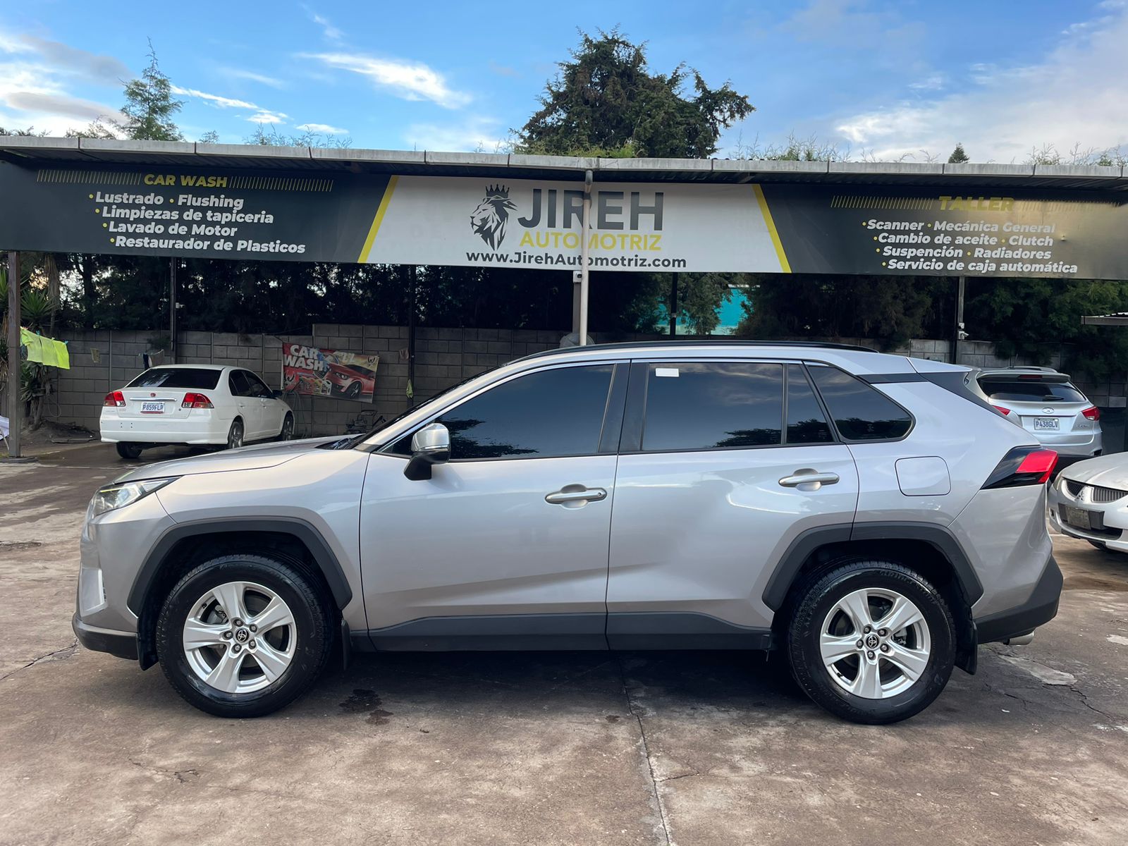 TOYOTA RAV4 2022 MECANICA DE AGENCIA